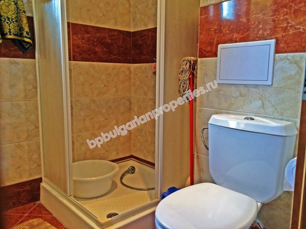 Мебелирано студио на първа линия море за продажба в курорта Свети Влас Мебелирано студио на първа линия море за продажба в курорта Свети Влас