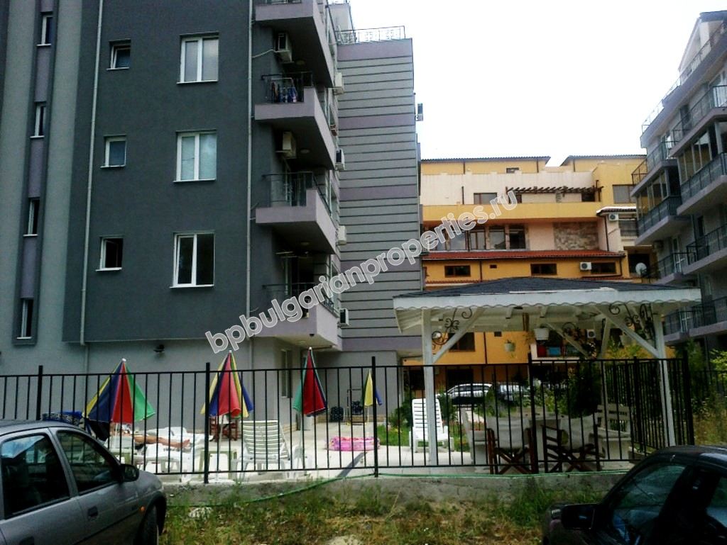 Нов двустаен апартамент без годишна такса поддръжка за продажба в Слънчев Бряг