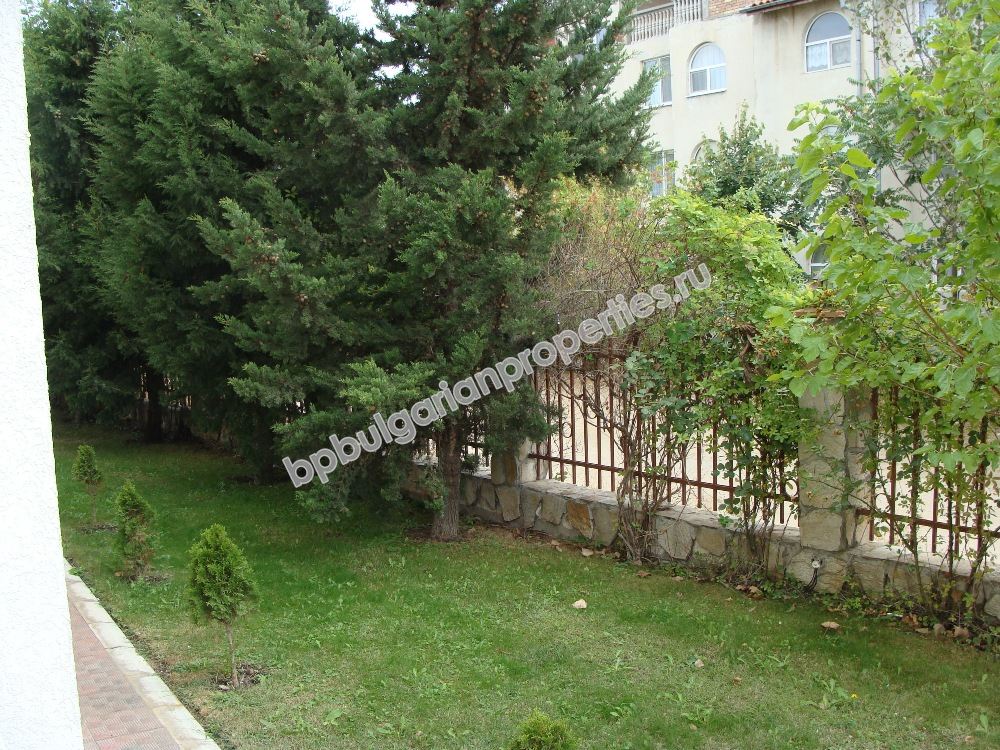 Просторно мебелирано студио близо до плажа за продажба в Слънчев Бряг