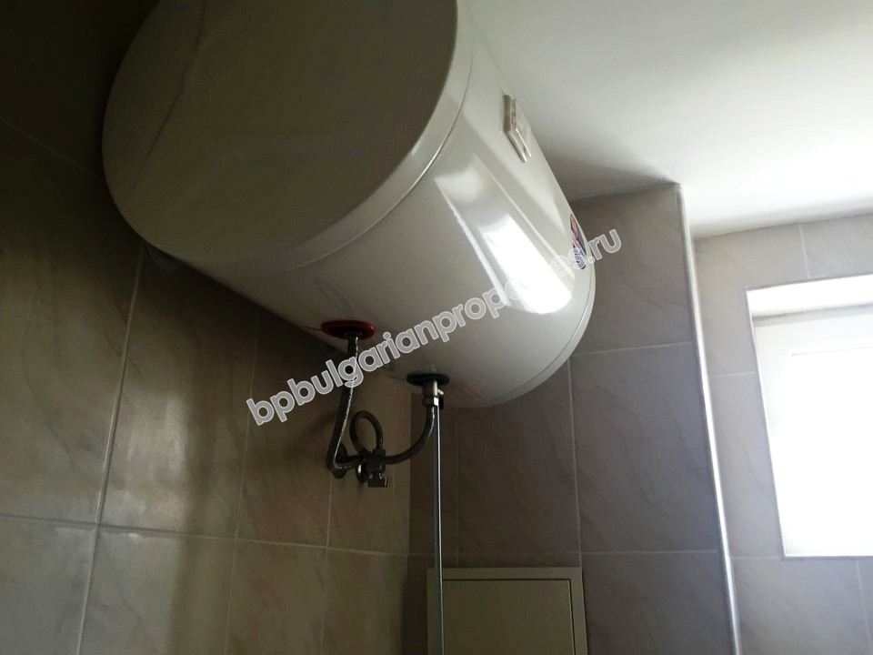 Мебелирано студио за продажба в красив комплекс в курорта Свети Влас