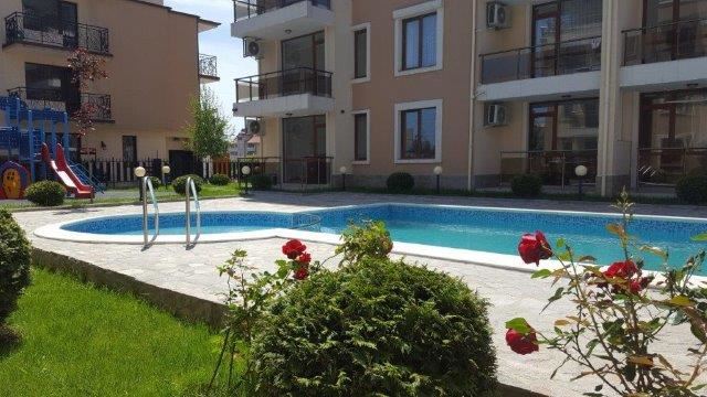 Директно от строителя - обзаведен апартамент в жилищен комплекс близо до морето