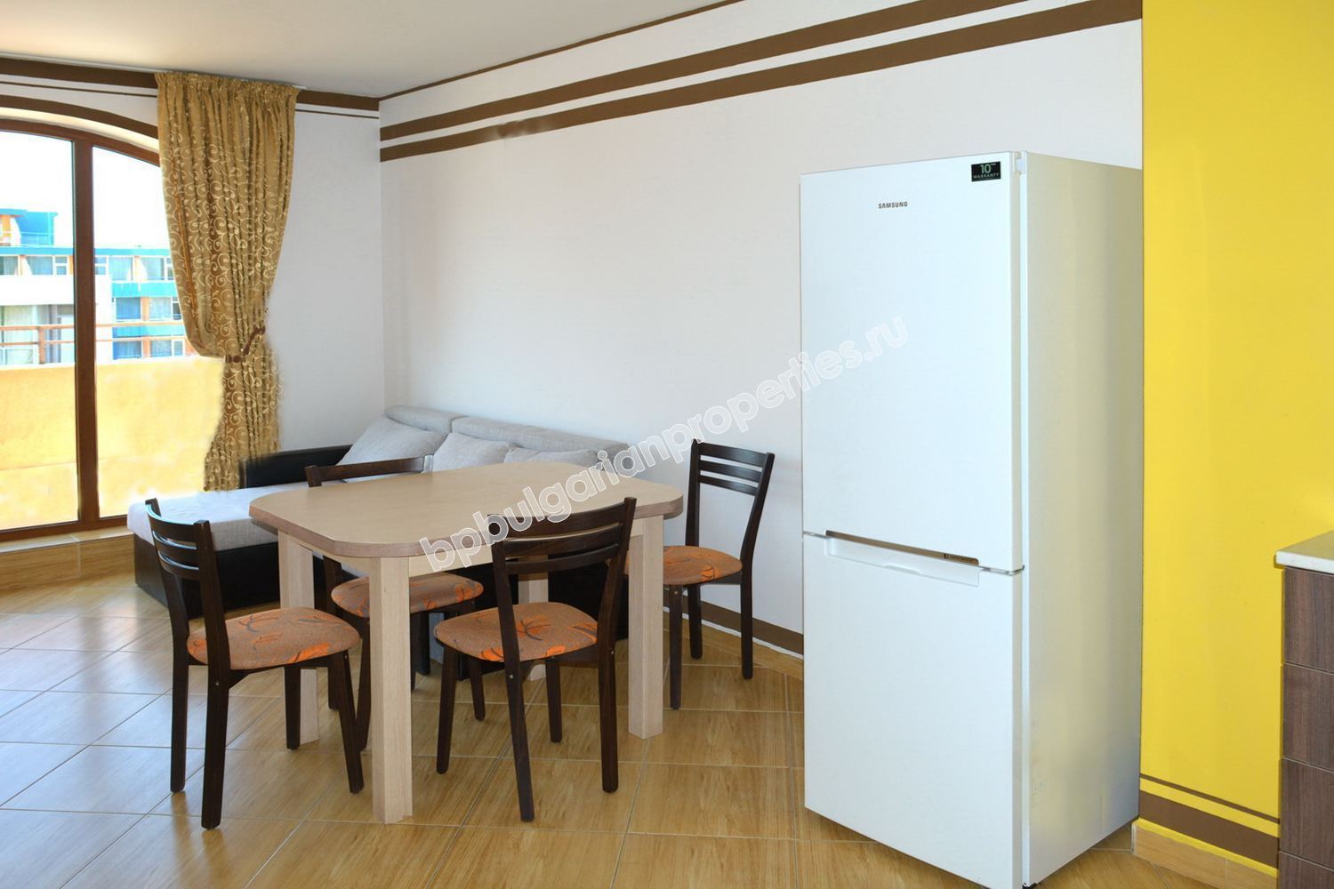 Мебелиран едноспален апартамент за продажба в курорта Слънчев Бряг