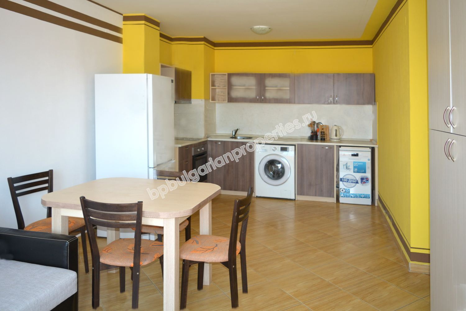 Мебелиран едноспален апартамент за продажба в курорта Слънчев Бряг