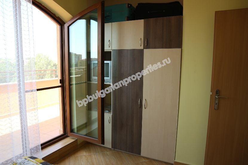 Мебелиран едноспален апартамент за продажба в курорта Слънчев Бряг