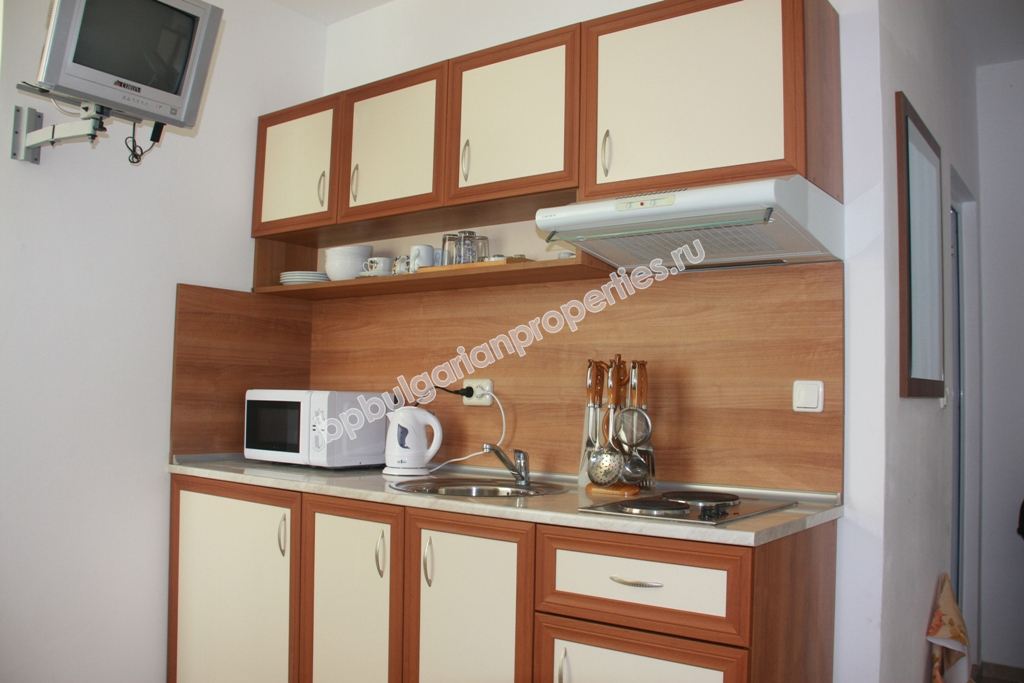 Евтин двустаен апартамент в комуникативен район на Слънчев Бряг