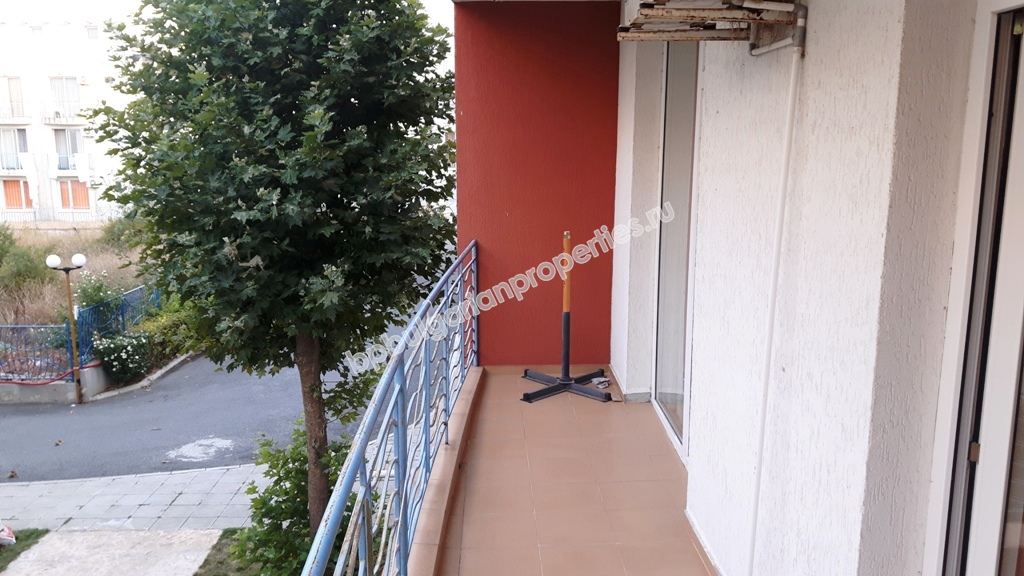 За продажба двуспален мебелиран апартамент в курорта Слънчев Бряг