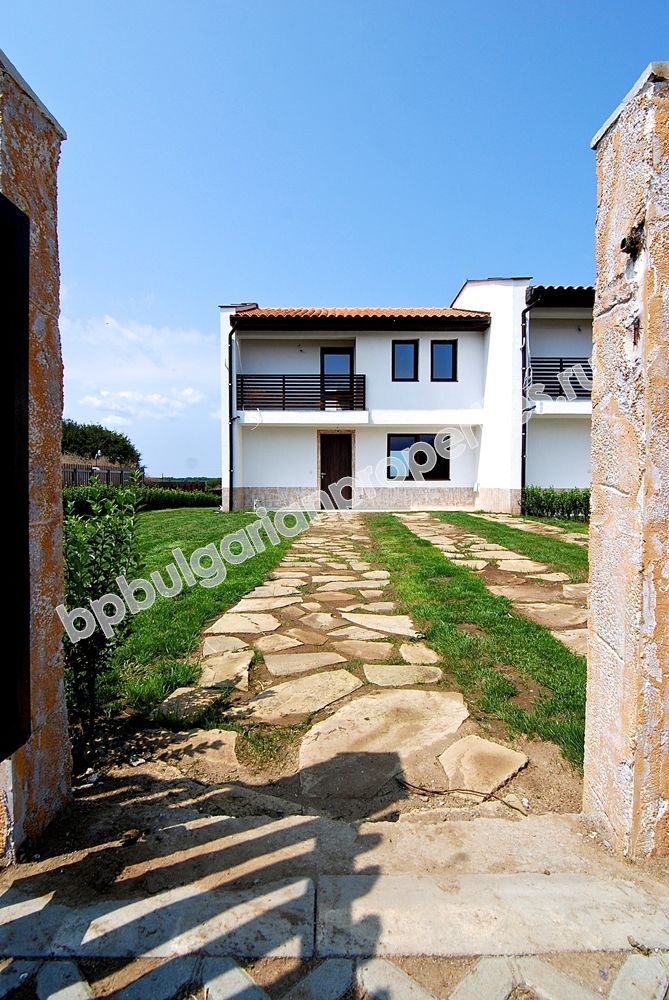 Луксозни къщи тип таунхаус за продаване близо до морето в Лозенец