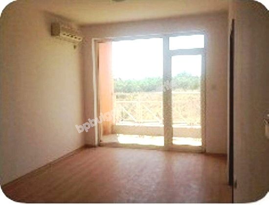 Евтин едноспален апартамент за продажба в курорта Слънчев Бряг