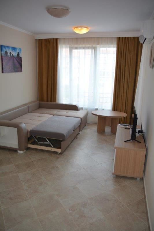 Директно от строителя! Луксозно обзаведен двустаен апартамент близо до морето в Равда