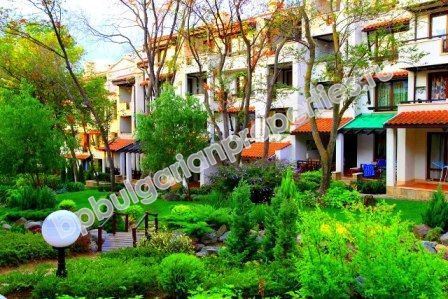 Апартаменти за продажба на 1-ва линия море