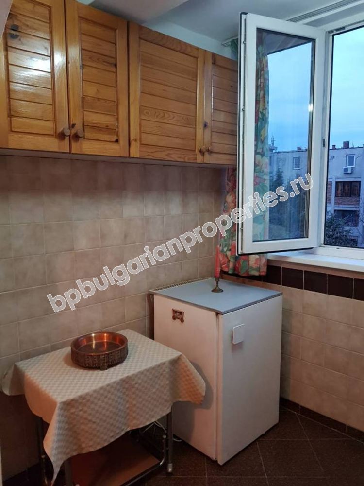 Мебелиран едноспален апартамент за продажба близо до плажа в Несебър