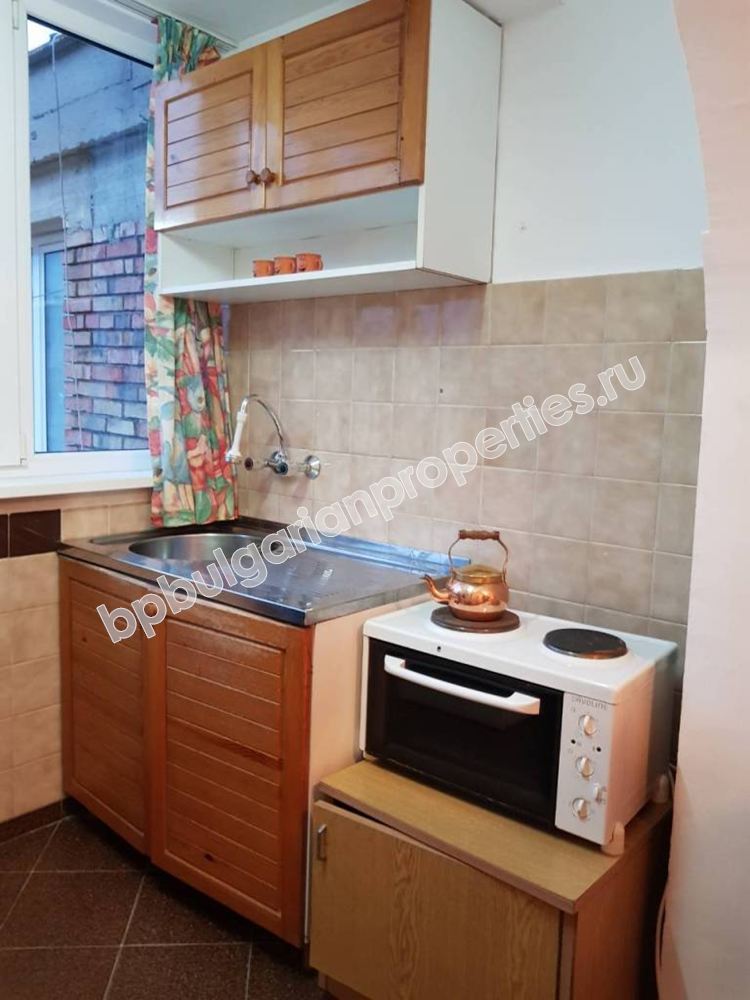 Мебелиран едноспален апартамент за продажба близо до плажа в Несебър