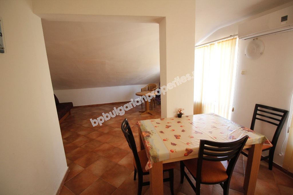 Мебелиран едноспален апартамент за продажба в курорта Слънчев Бряг