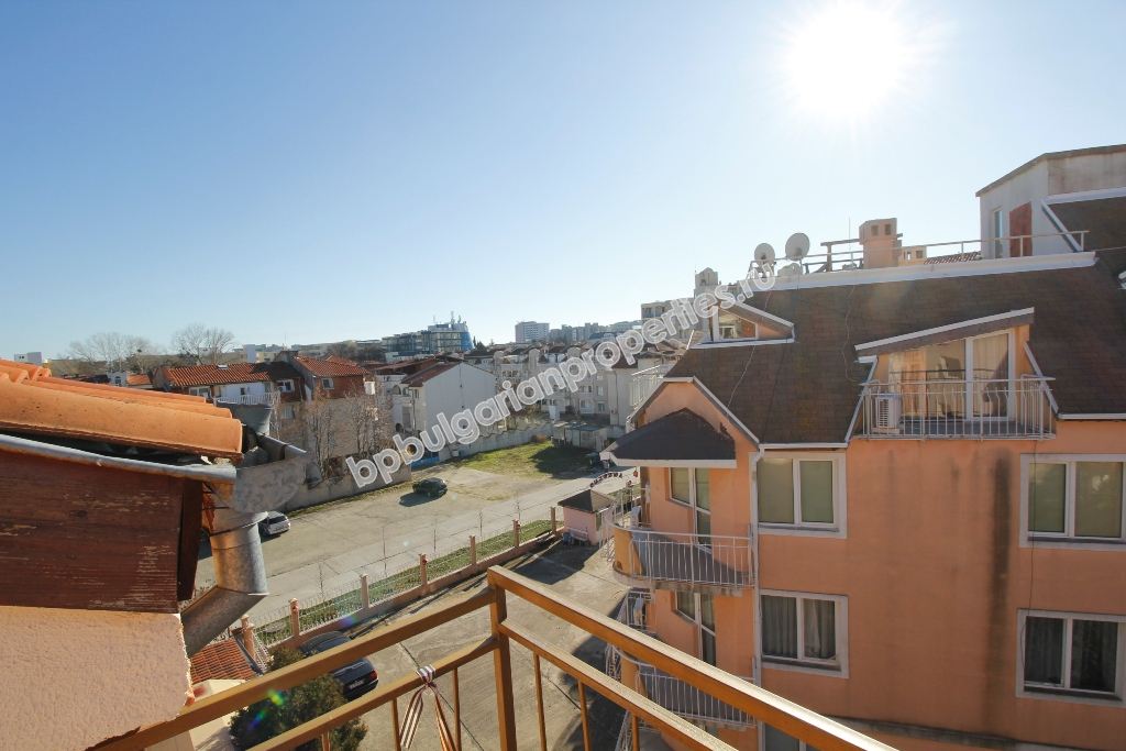 Мебелиран едноспален апартамент за продажба в курорта Слънчев Бряг