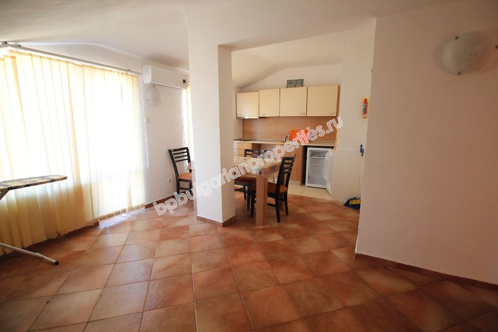 Мебелиран едноспален апартамент за продажба в курорта Слънчев Бряг