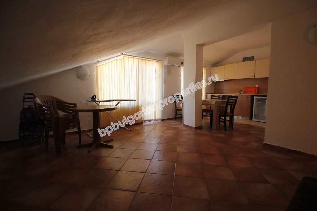 Мебелиран едноспален апартамент за продажба в курорта Слънчев Бряг