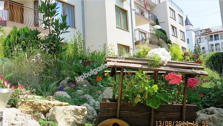 Мебелиран едноспален апартамент за продажба близо до плажа в курорта Слънчев Бряг