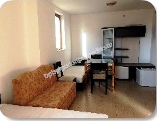 Мебелиран едноспален апартамент за продажба близо до плажа в курорта Слънчев Бряг