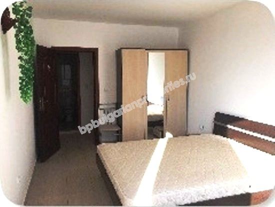 Мебелиран едноспален апартамент за продажба близо до плажа в курорта Слънчев Бряг