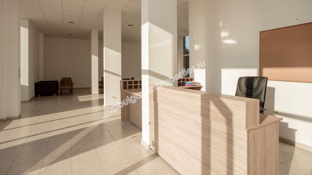 Мебелиран едноспален апартамент за продажба близо до плажа в курорта Слънчев Бряг