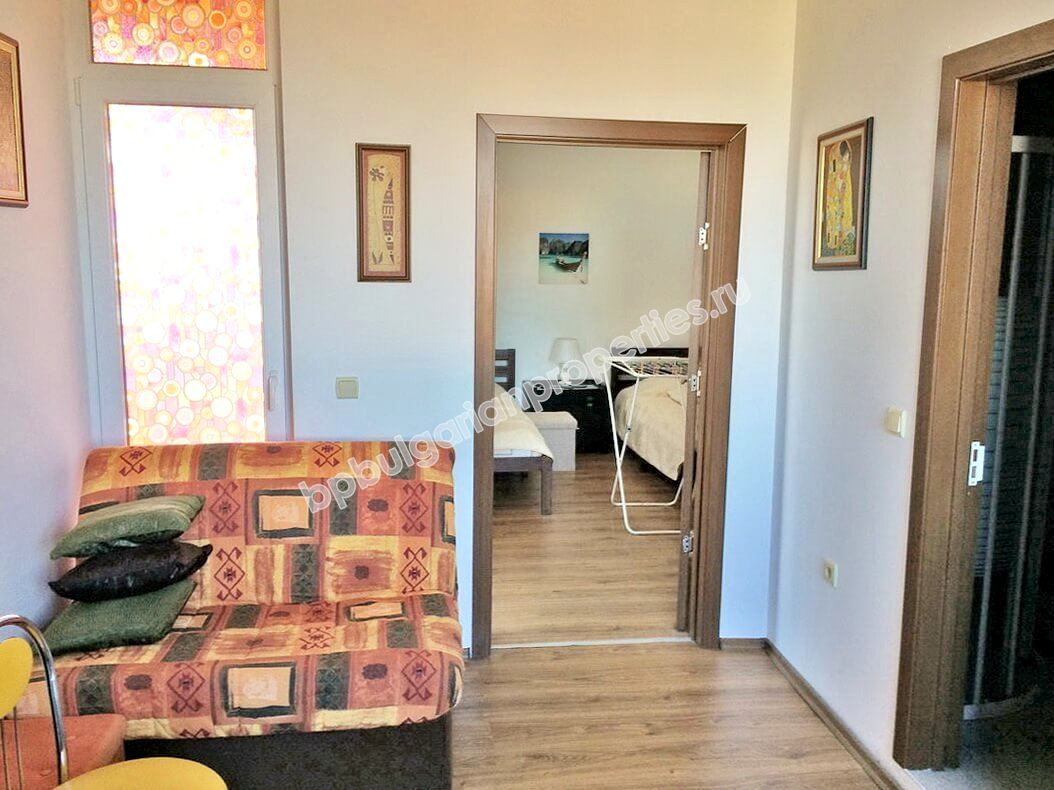 Мебелиран едноспален апартамент за продажба близо до плажа в курорта Слънчев Бряг