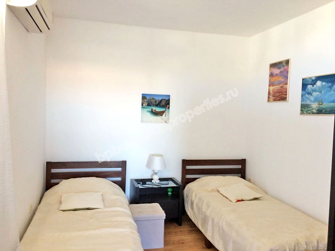 Мебелиран едноспален апартамент за продажба близо до плажа в курорта Слънчев Бряг