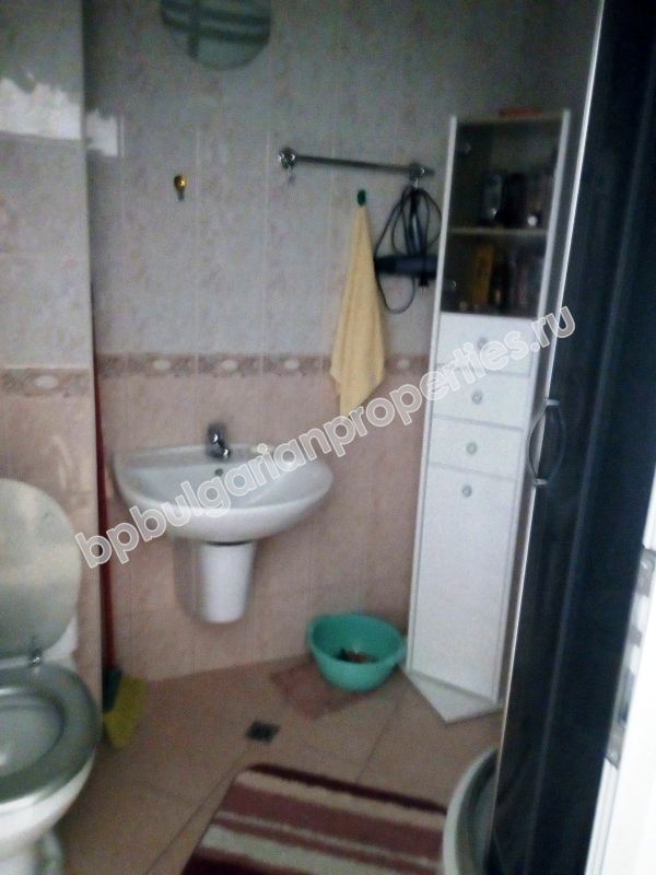 Едноспален мебелиран апартамент за продажба без такса обслужване в Равда