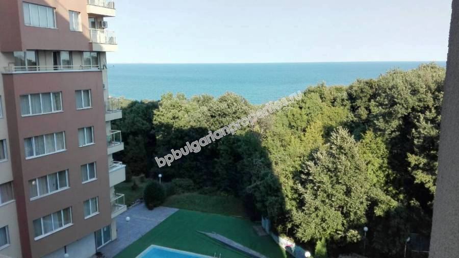 Дизайнерски двустаен апартамент за продажба в курорта Златни пясъци