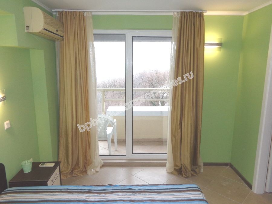 Дизайнерски двустаен апартамент за продажба в курорта Златни пясъци