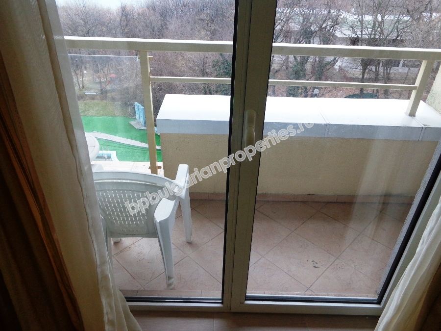 Дизайнерски двустаен апартамент за продажба в курорта Златни пясъци