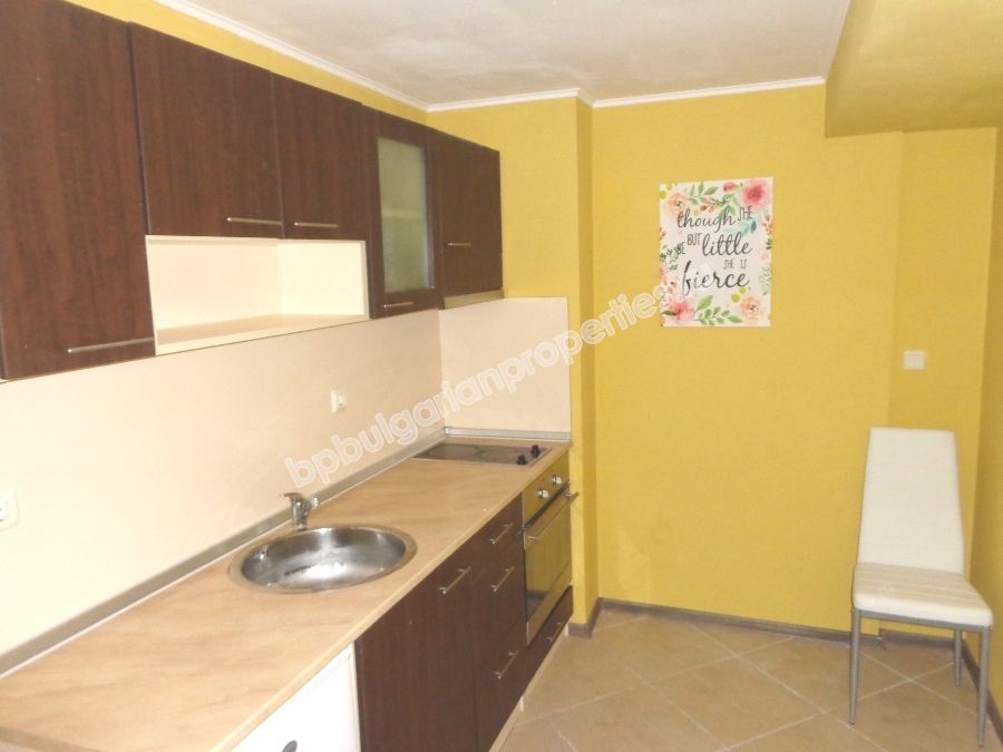 Дизайнерски двустаен апартамент за продажба в курорта Златни пясъци