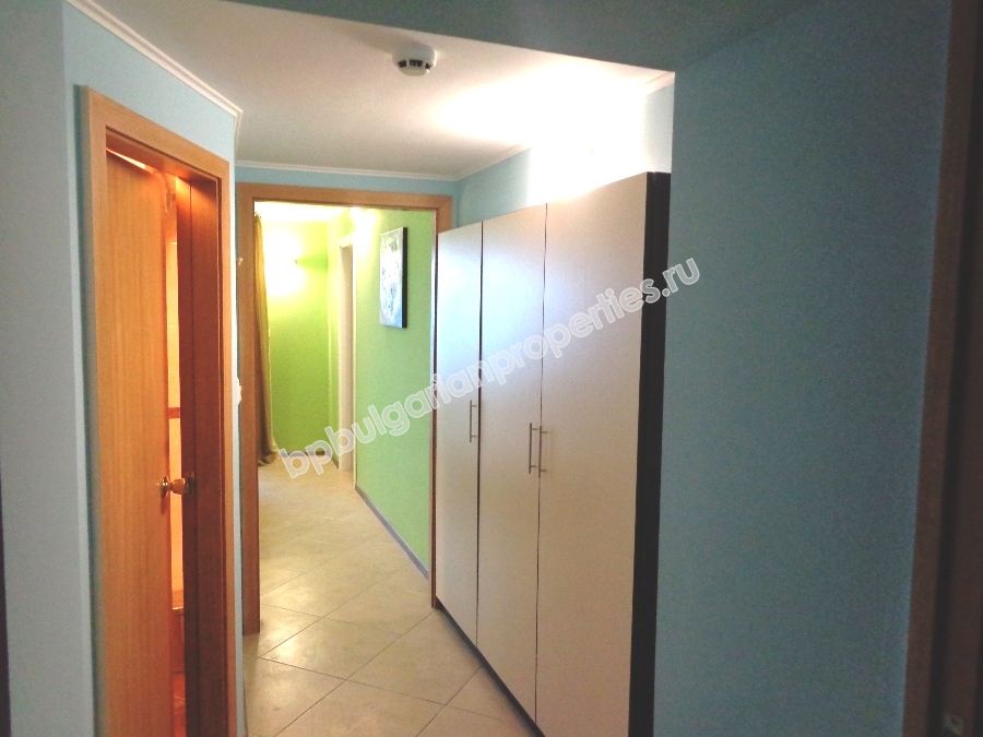 Дизайнерски двустаен апартамент за продажба в курорта Златни пясъци