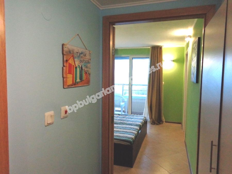 Дизайнерски двустаен апартамент за продажба в курорта Златни пясъци