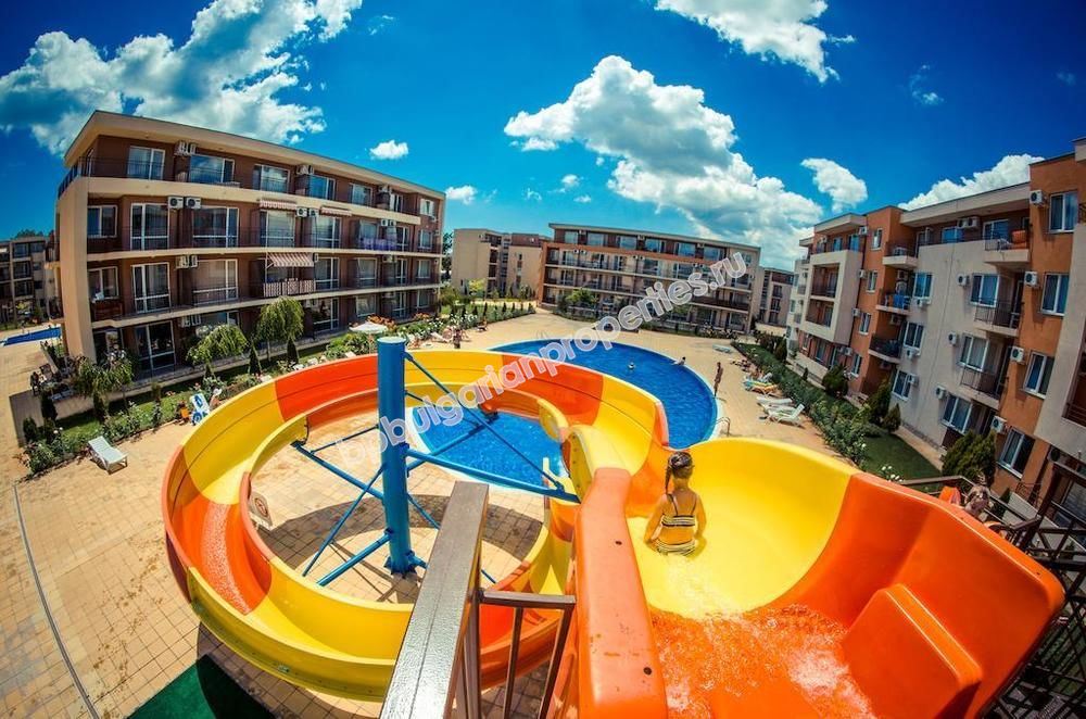 Голямо мебелирано студио за продажба близо до плажа в Слънчев Бряг