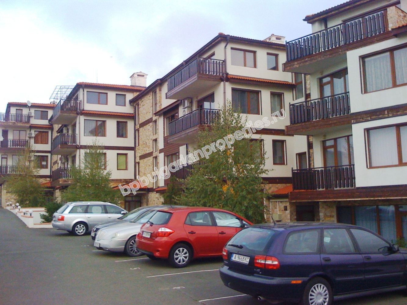 Мебелиран голям едноспален апартамент за продажба близо до Слънчев Бряг и плажа