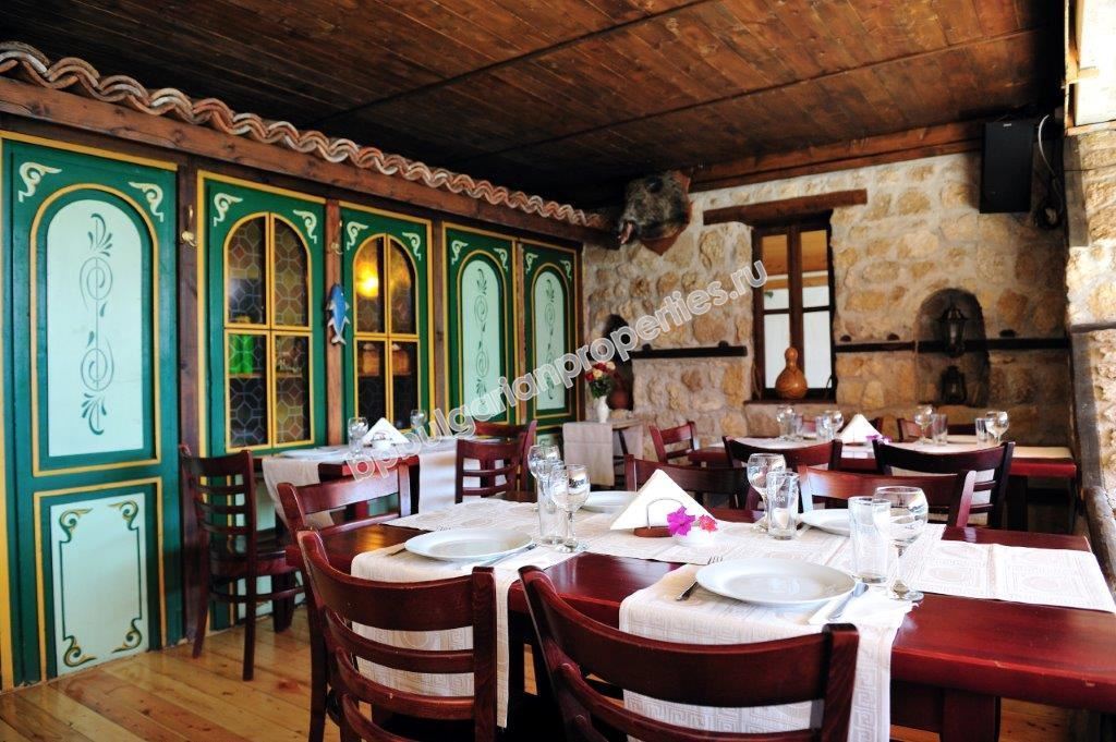 Хотел с ресторант на 3 км от Слънчев Бряг