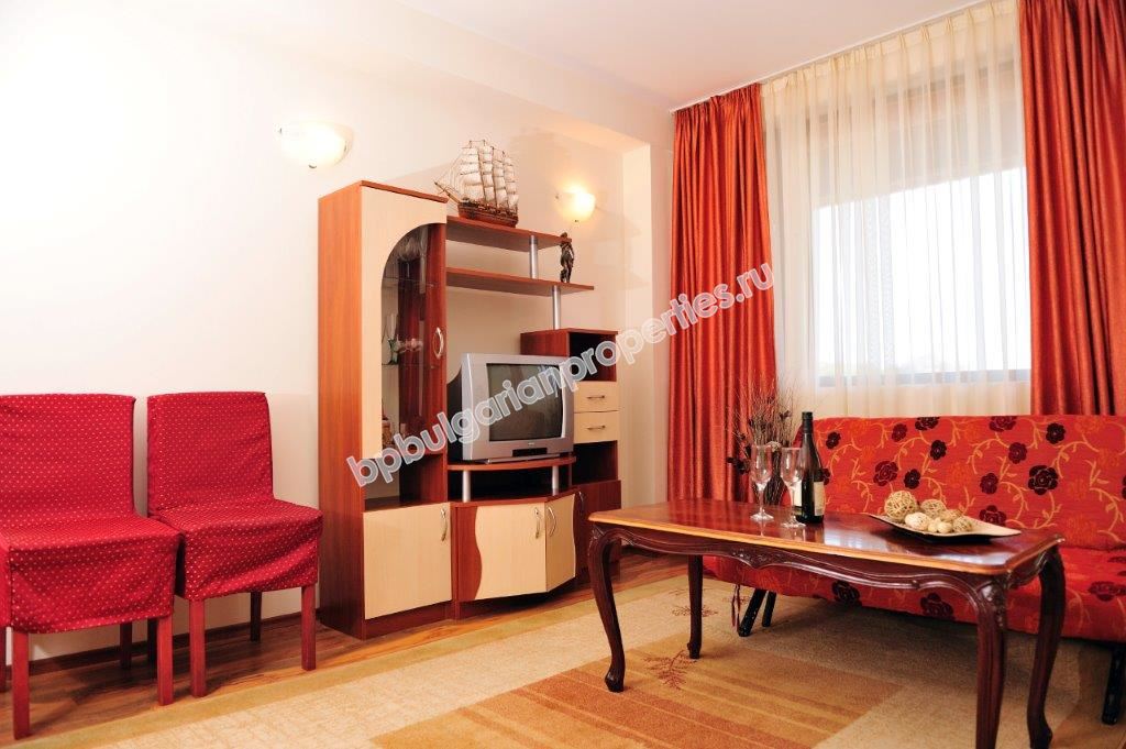 Хотел с ресторант на 3 км от Слънчев Бряг