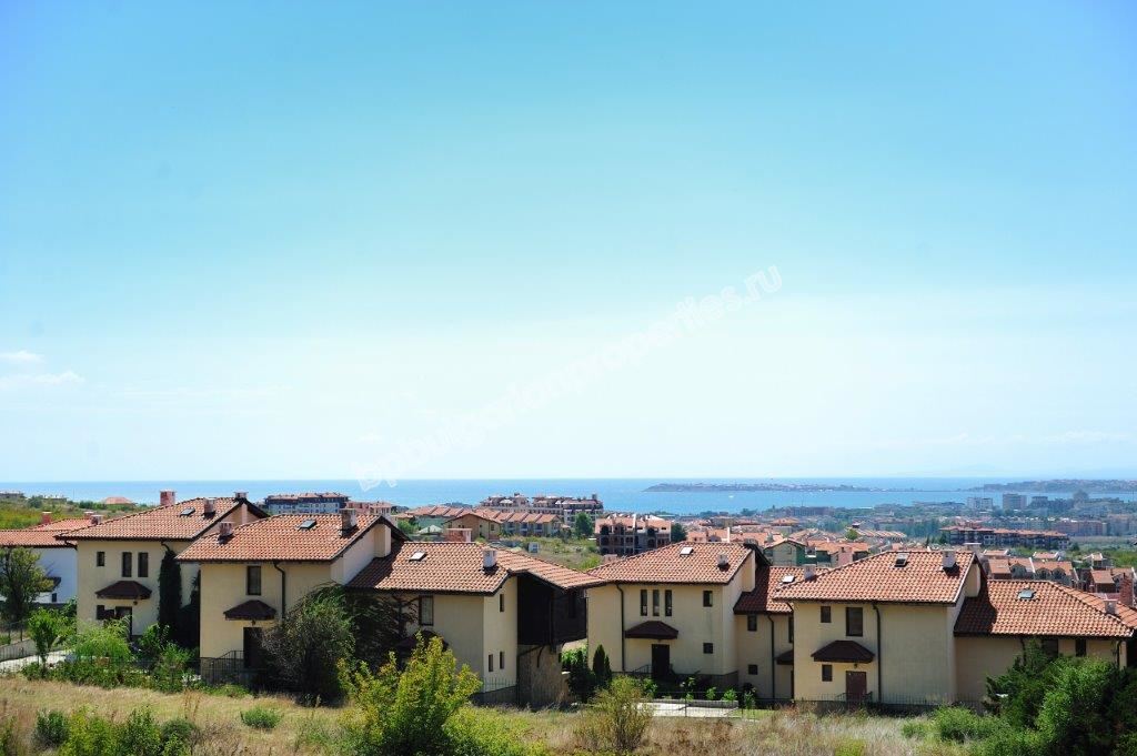 Хотел с ресторант на 3 км от Слънчев Бряг