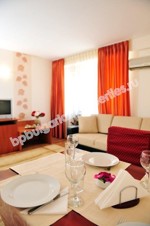 Хотел с ресторант на 3 км от Слънчев Бряг