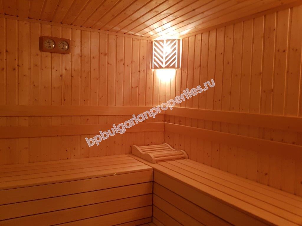 Хотел с ресторант на 3 км от Слънчев Бряг