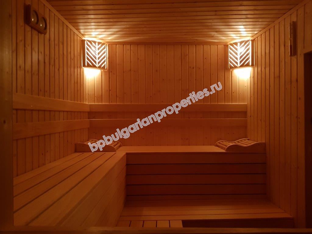 Хотел с ресторант на 3 км от Слънчев Бряг