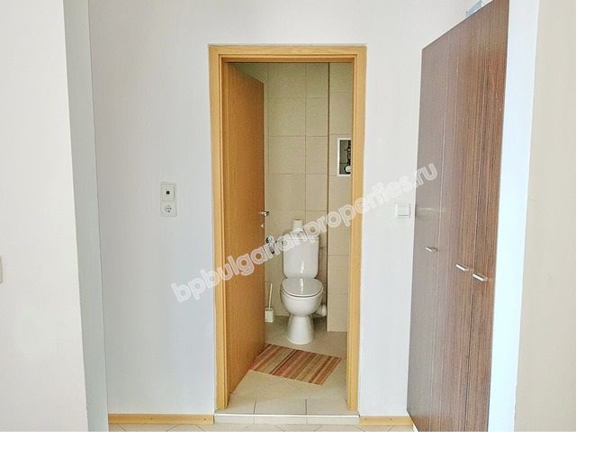 Просторен двустаен обзаведен апартамент за продажба в курорта Слънчев Бряг