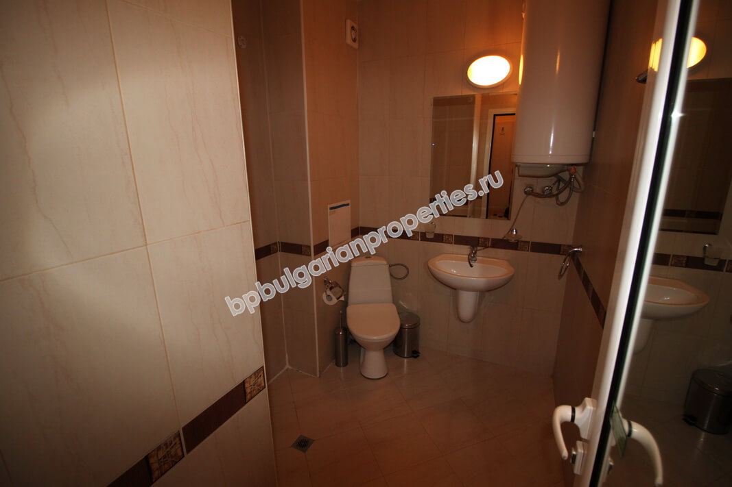 Мебелирано голямо студио за продажба в курорта Слънчев Бряг