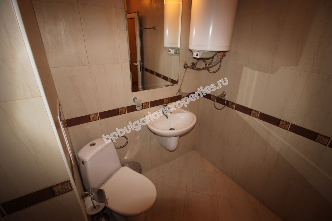 Мебелирано голямо студио за продажба в курорта Слънчев Бряг