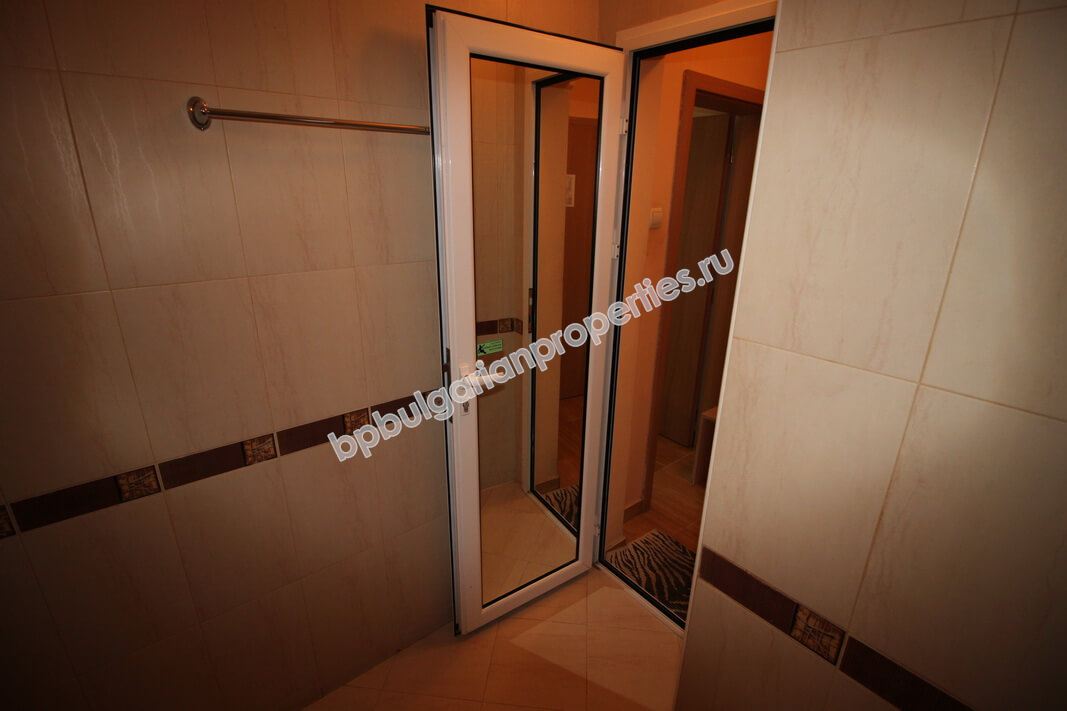 Мебелирано голямо студио за продажба в курорта Слънчев Бряг