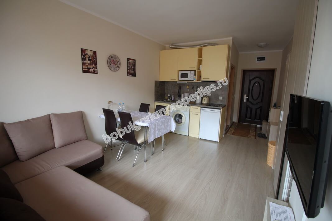 Мебелирано студио близо до плажа за продажба в курорта Слънчев Бряг