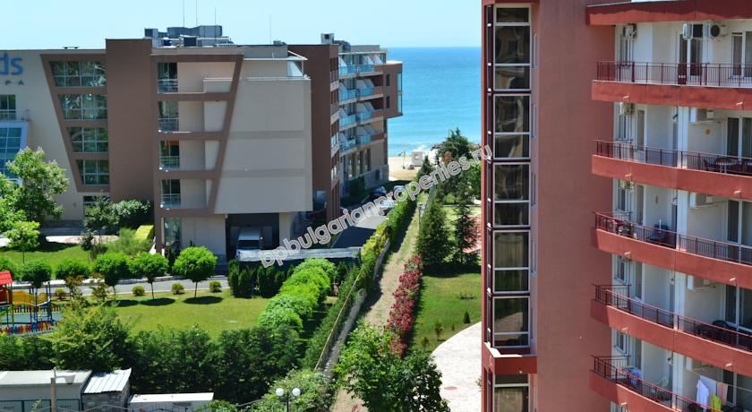 Просторно студио за продажба близо до плажа в курорта Елените