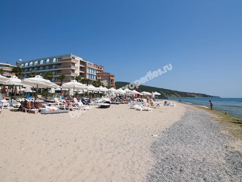 Просторно студио за продажба близо до плажа в курорта Елените