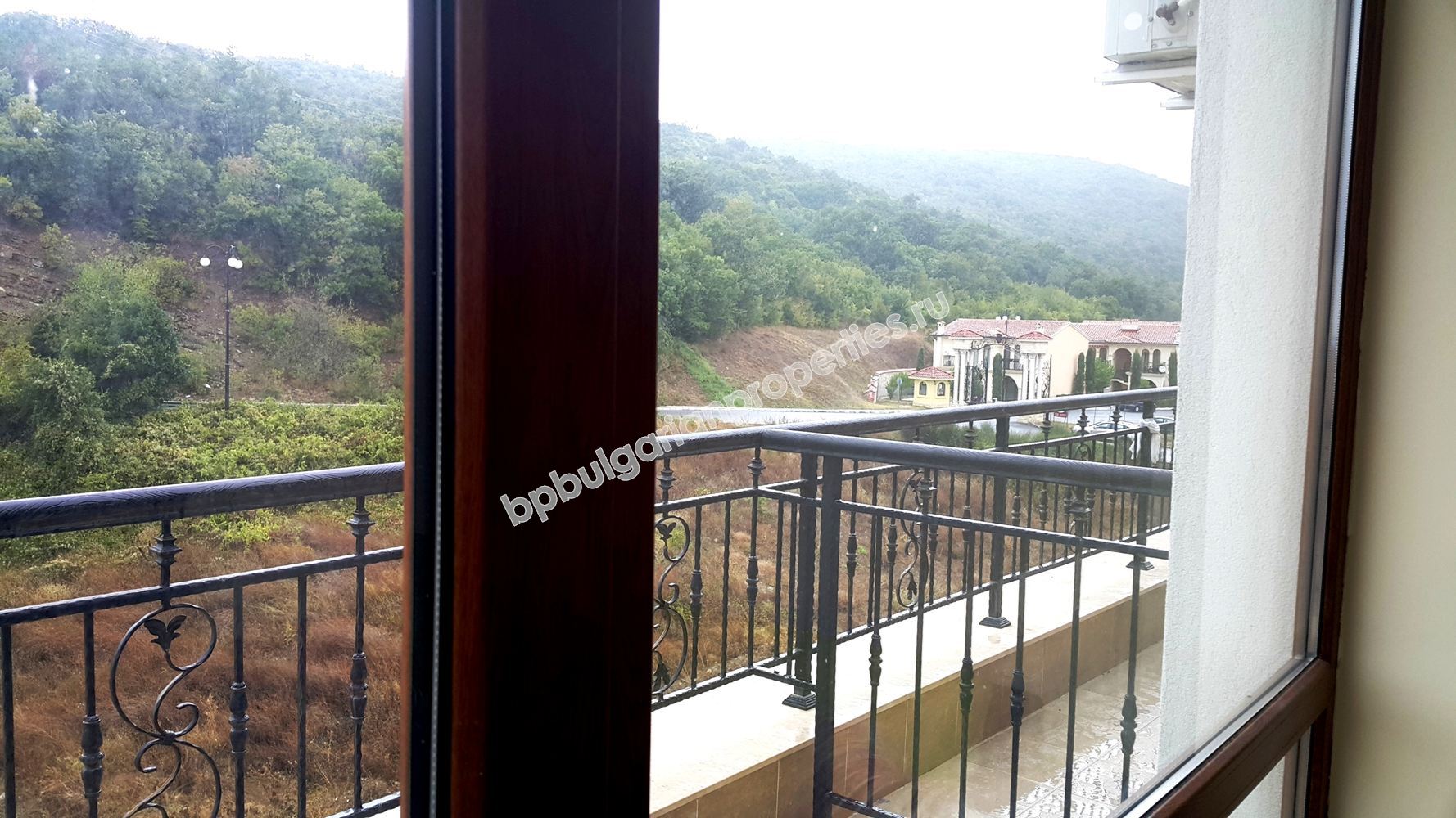 Просторно студио за продажба близо до плажа в курорта Елените