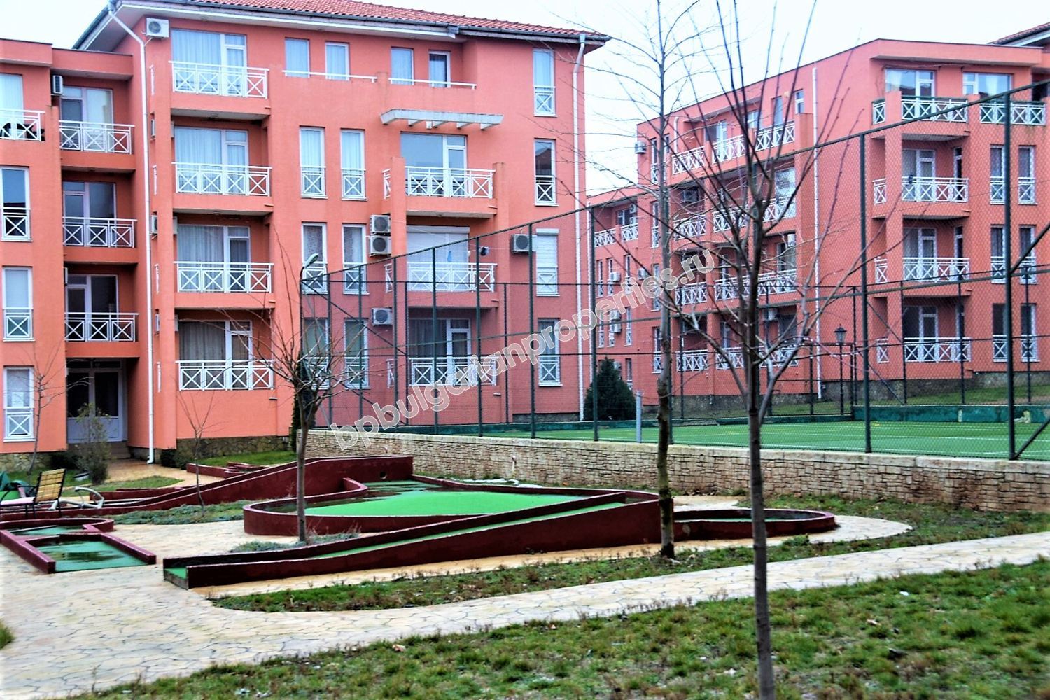 Евтино студио за продажба в комплекс в курорта Слънчев Бряг